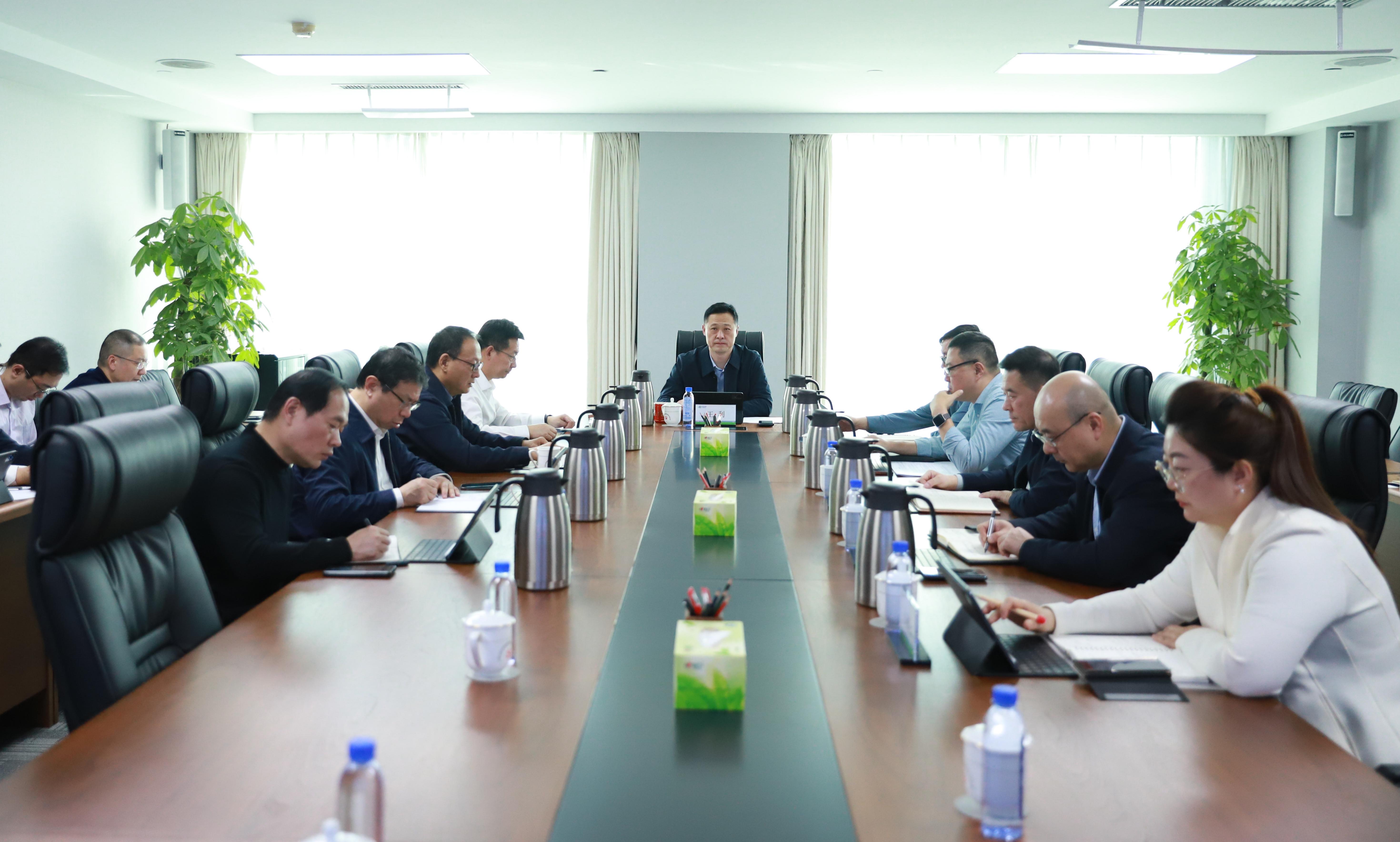 点点官网集团党委部署开展树立和践行正确政绩观学习教育工作